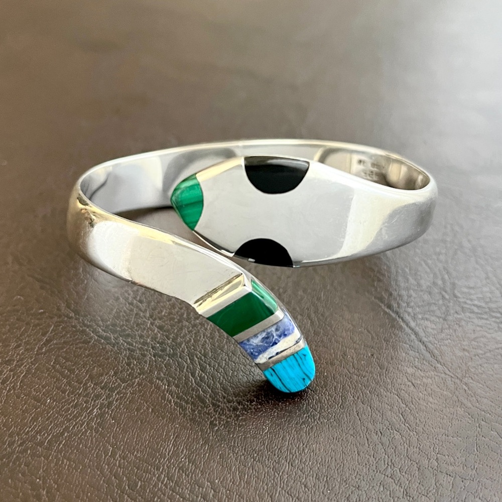 Vintage 54 gram Taxco Mexico sterling multi stone hinged snake bracelet - Picture 7 of 15